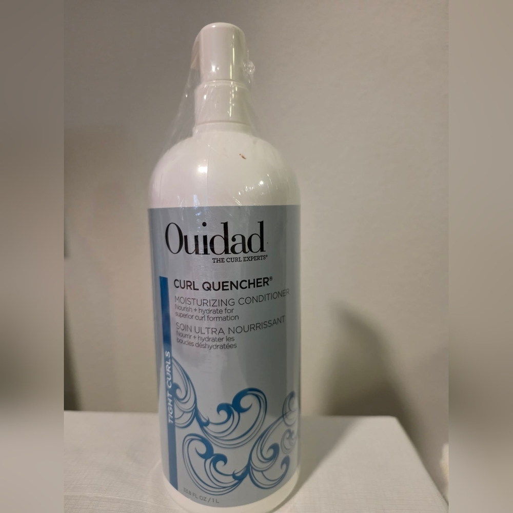 Ouidad Curl Quencher Moisturizing Conditioner - White